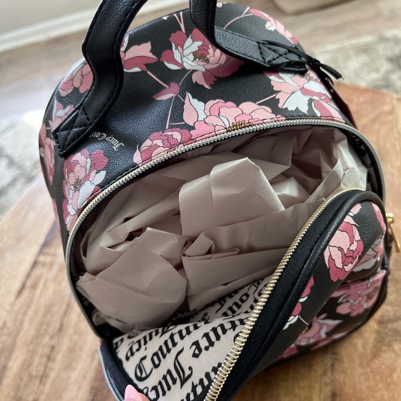 Juicy couture backpack - Picture 3 of 4